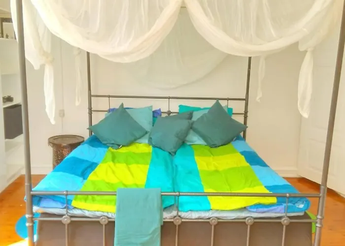 The Nicest House With Internet